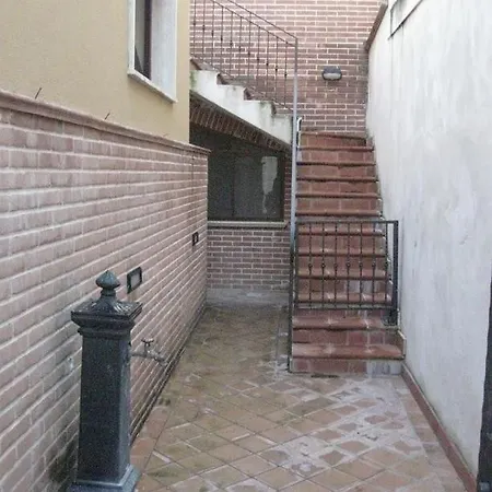Nosside Apartment Locri